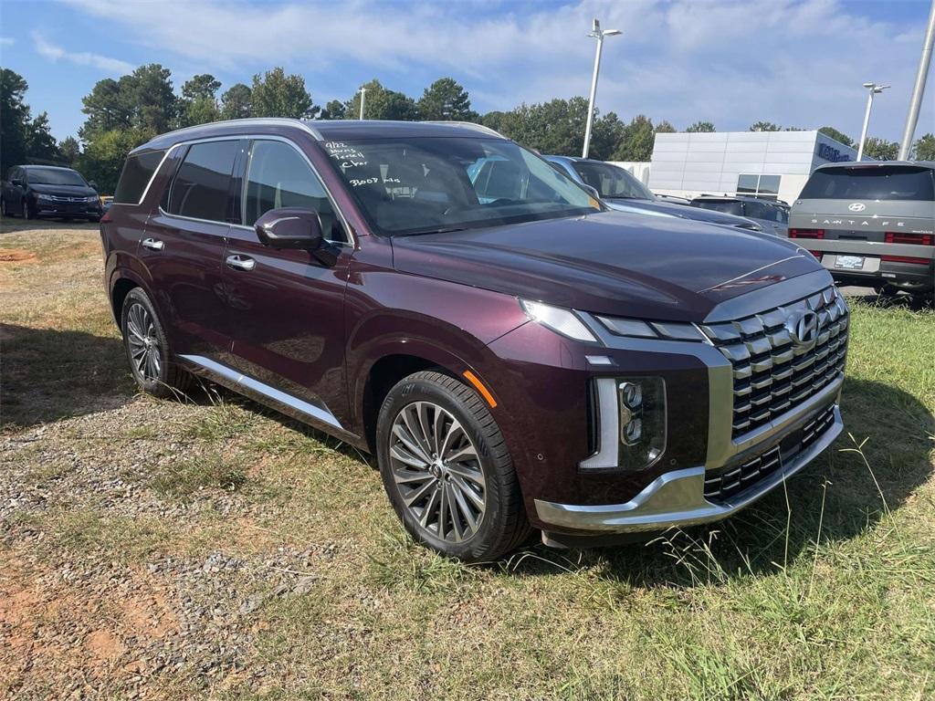 used 2023 Hyundai Palisade car, priced at $41,900