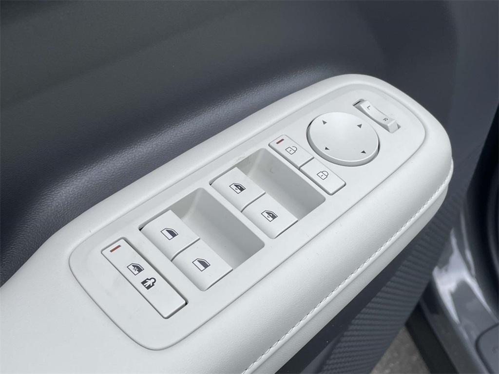 new 2026 Hyundai SANTA FE HEV car, priced at $39,985