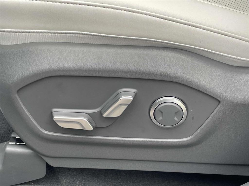 new 2026 Hyundai SANTA FE HEV car, priced at $39,985