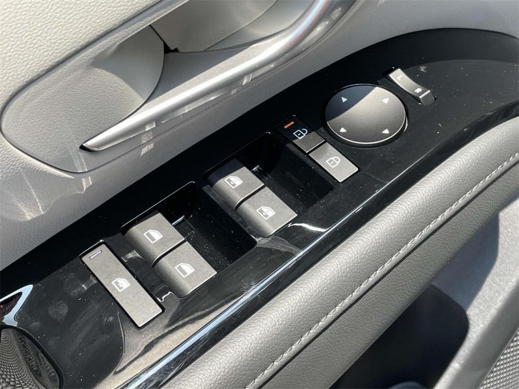 new 2025 Hyundai Tucson car, priced at $39,213