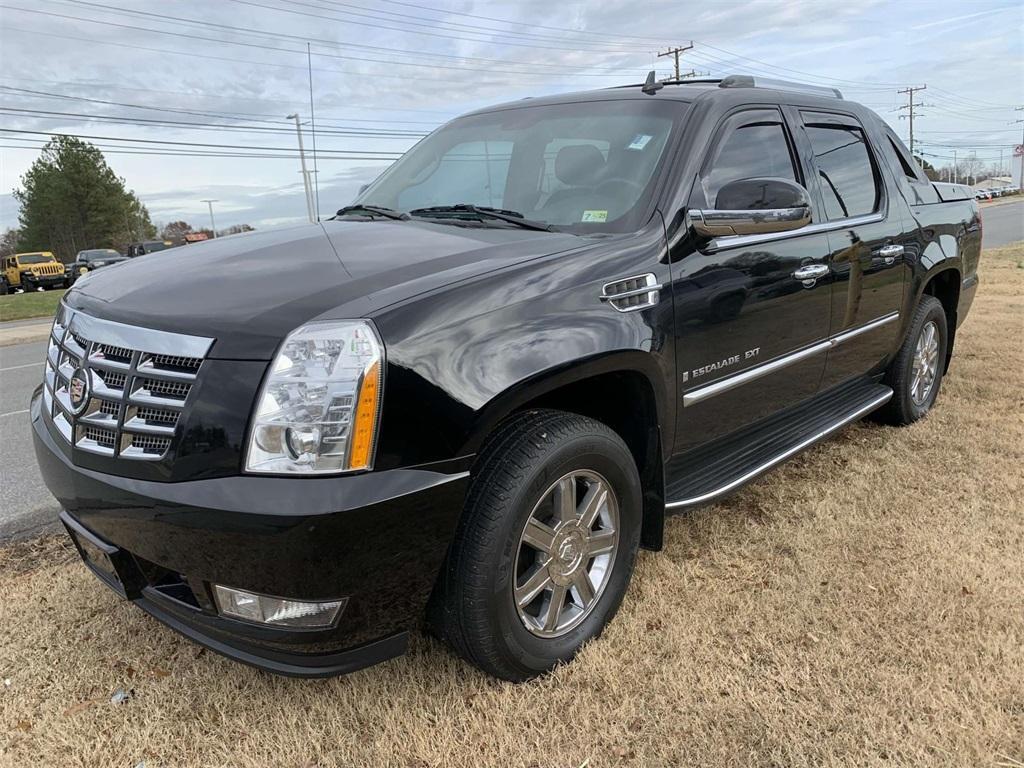 used 2009 Cadillac Escalade EXT car, priced at $19,922