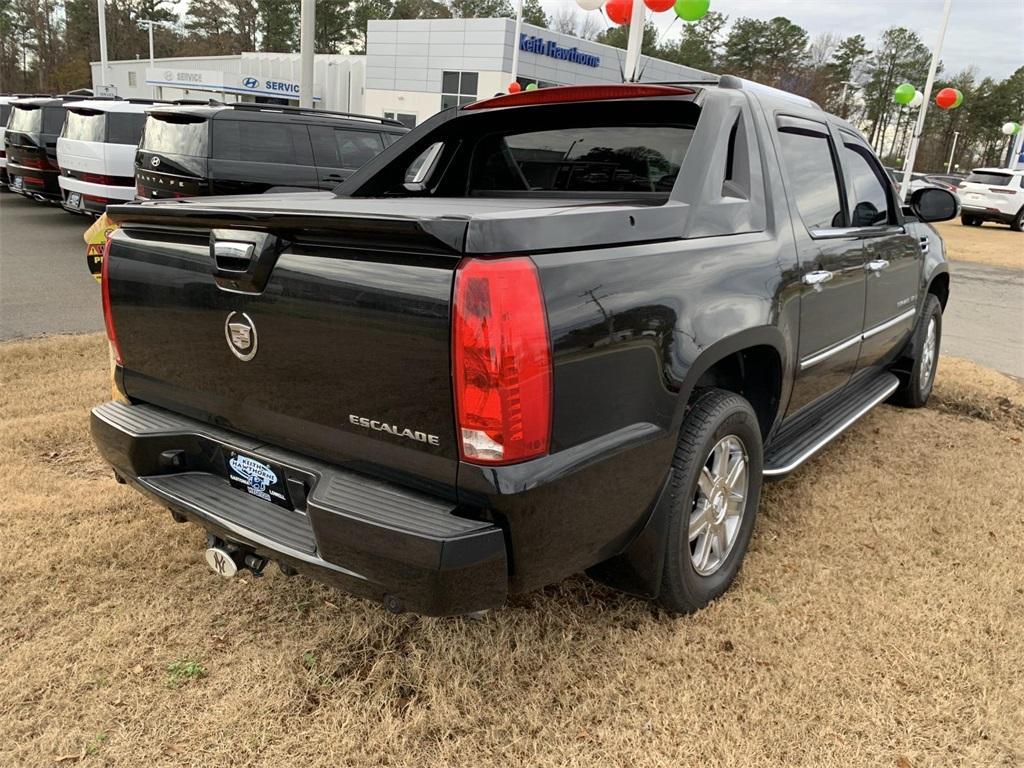 used 2009 Cadillac Escalade EXT car, priced at $19,922