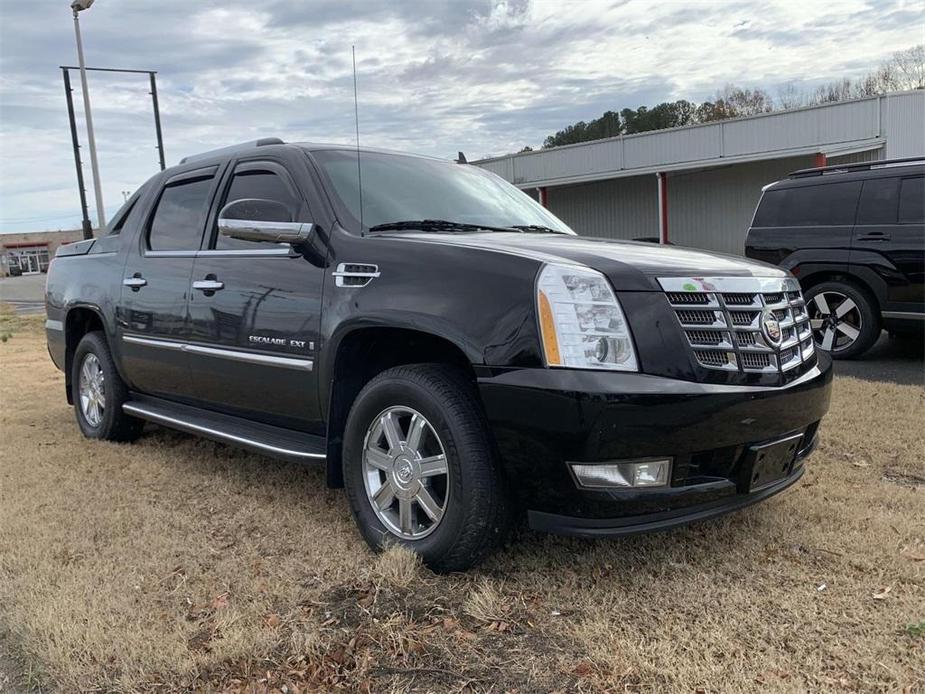 used 2009 Cadillac Escalade EXT car, priced at $20,716