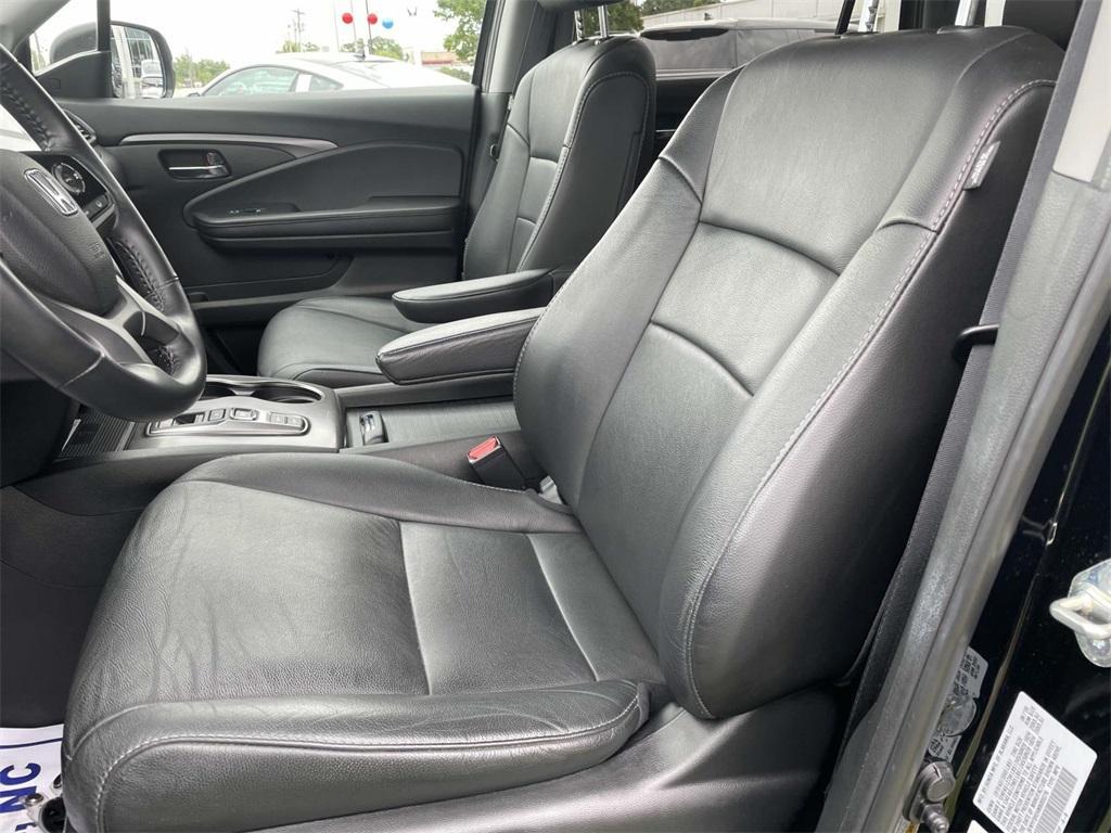 used 2021 Honda Pilot car, priced at $26,902