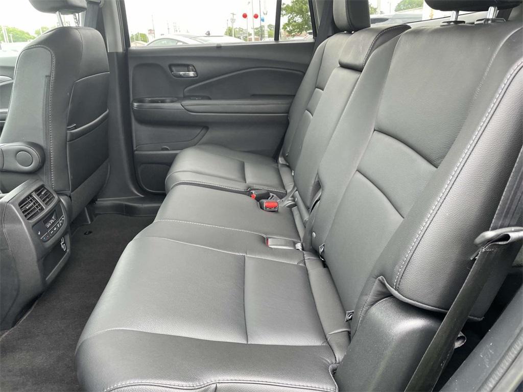 used 2021 Honda Pilot car, priced at $26,902