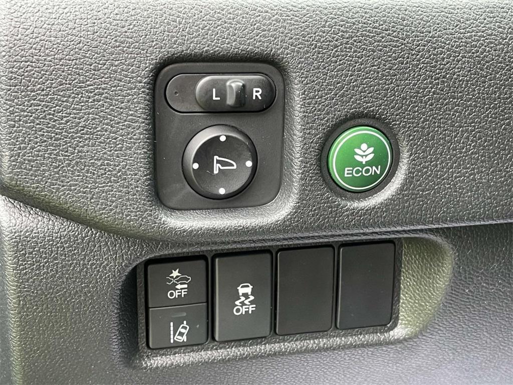used 2021 Honda Pilot car, priced at $26,902