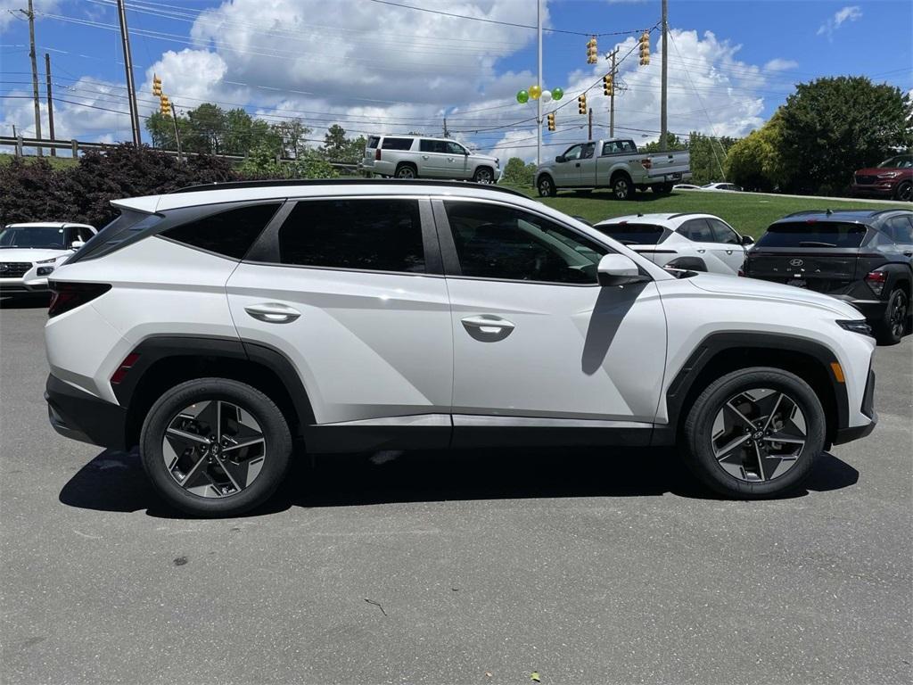 new 2025 Hyundai Tucson car, priced at $33,864