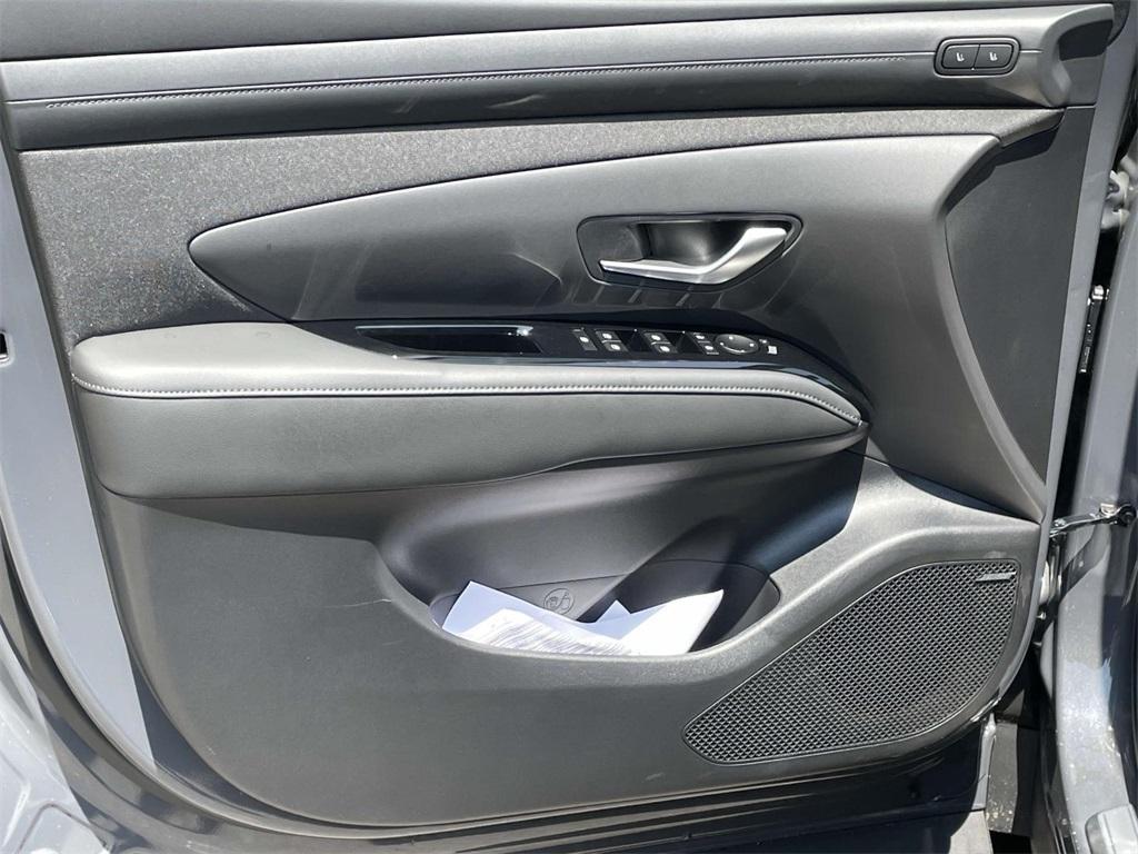 new 2025 Hyundai Tucson car, priced at $39,233