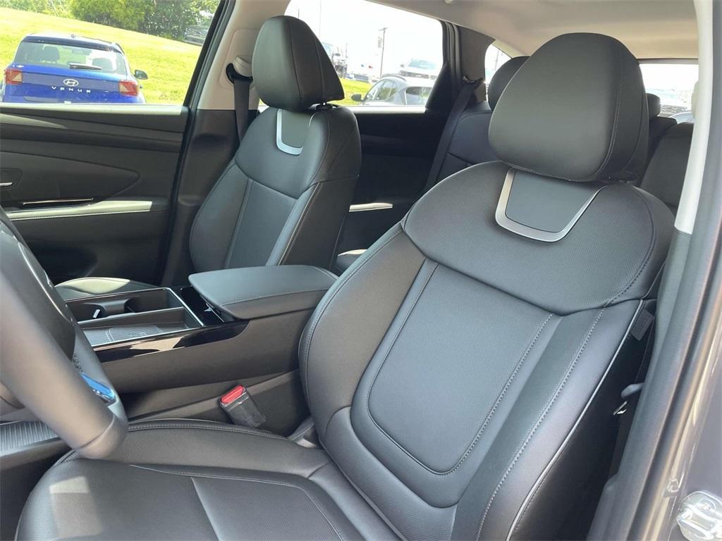 new 2025 Hyundai Tucson car, priced at $39,233