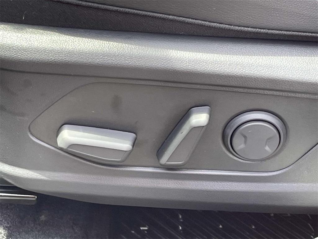 new 2025 Hyundai TUCSON Hybrid car, priced at $43,587