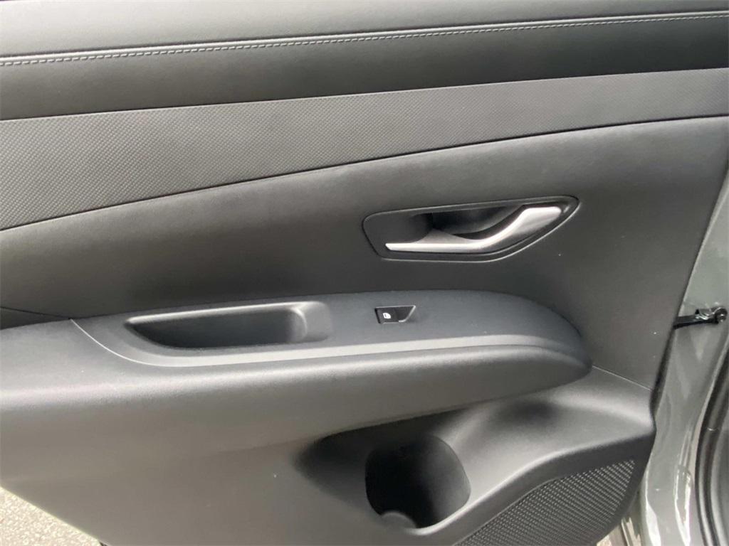 new 2025 Hyundai Tucson car, priced at $33,377