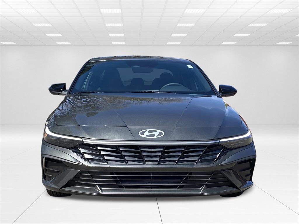 new 2025 Hyundai Elantra car, priced at $24,237