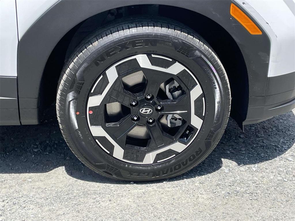 new 2025 Hyundai Santa Fe car, priced at $35,682