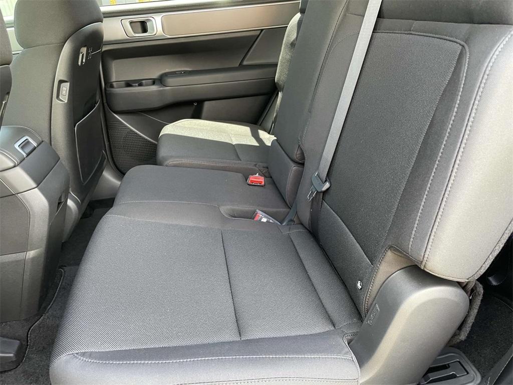 new 2025 Hyundai Santa Fe car, priced at $35,682