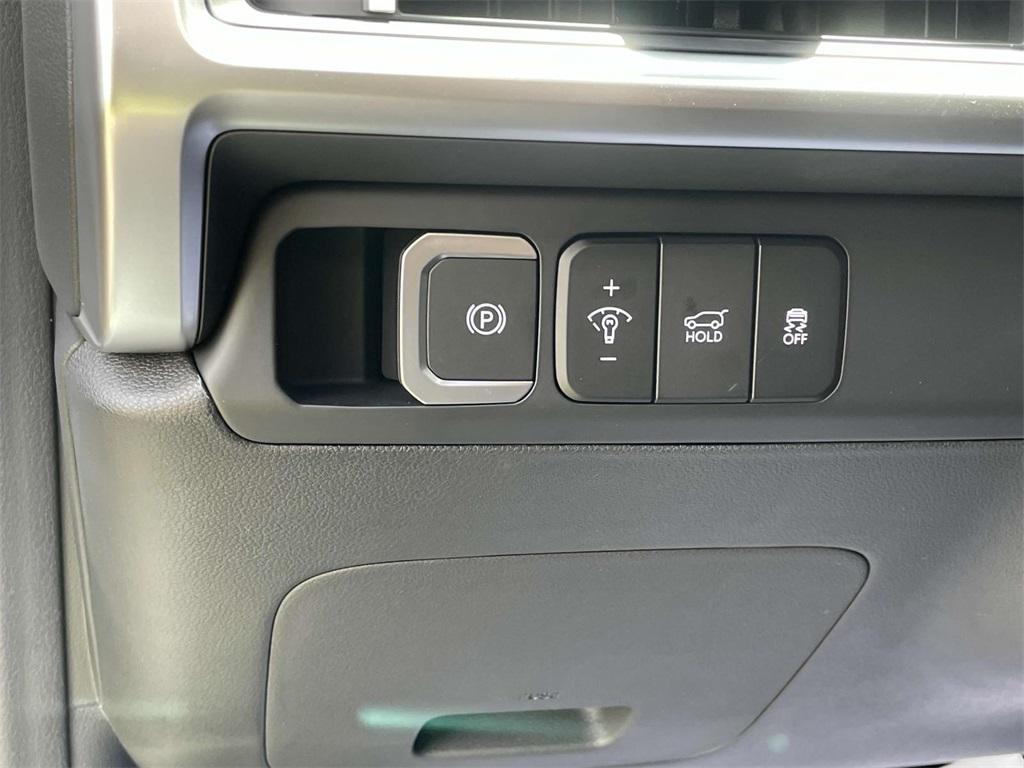 new 2025 Hyundai Santa Fe car, priced at $35,682