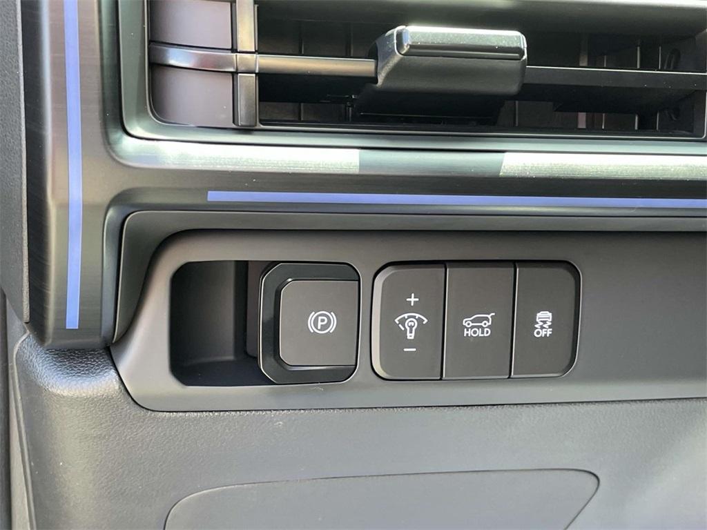 new 2025 Hyundai SANTA FE HEV car, priced at $50,934
