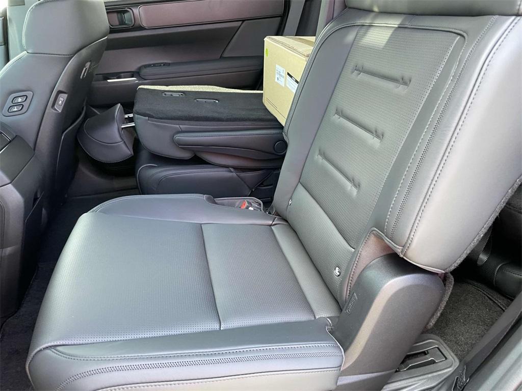 new 2025 Hyundai SANTA FE HEV car, priced at $50,934