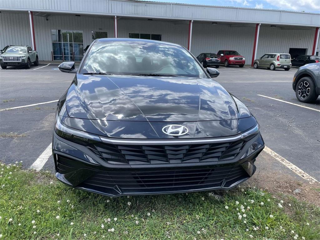 new 2025 Hyundai Elantra car, priced at $23,148