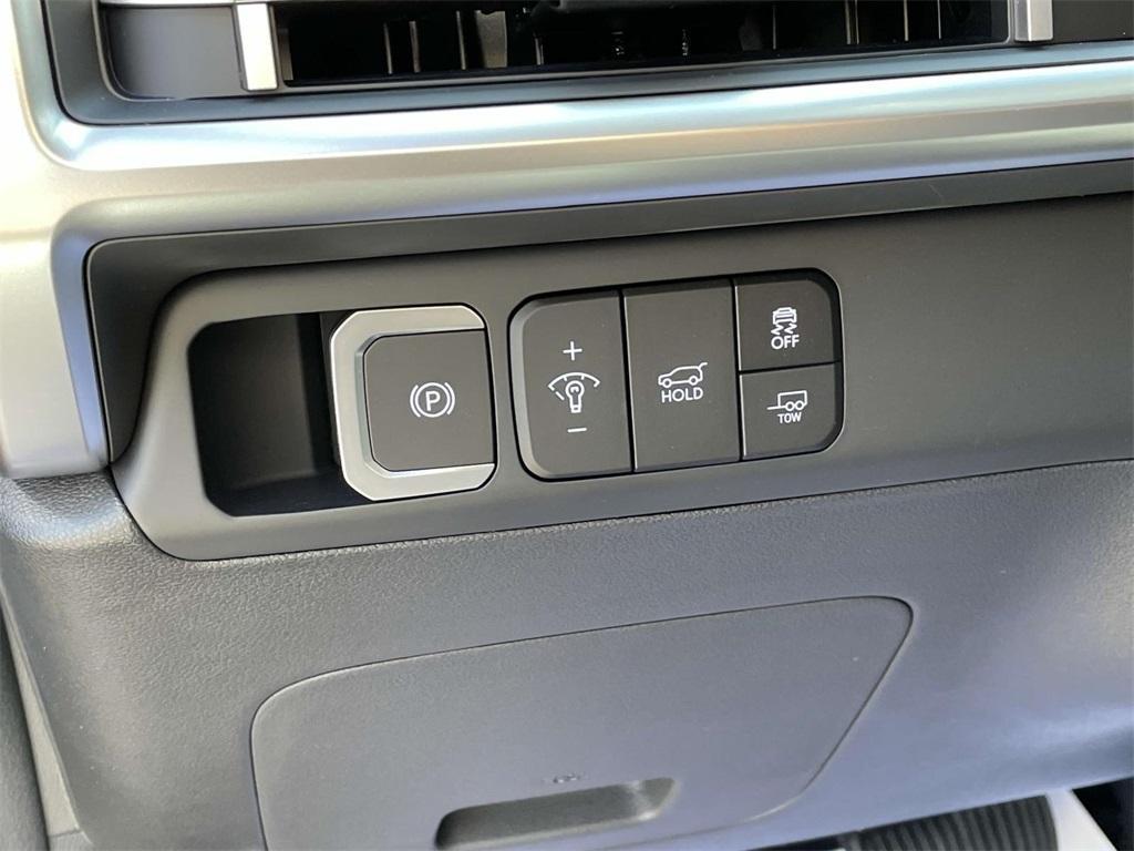 new 2025 Hyundai Santa Fe car, priced at $42,254