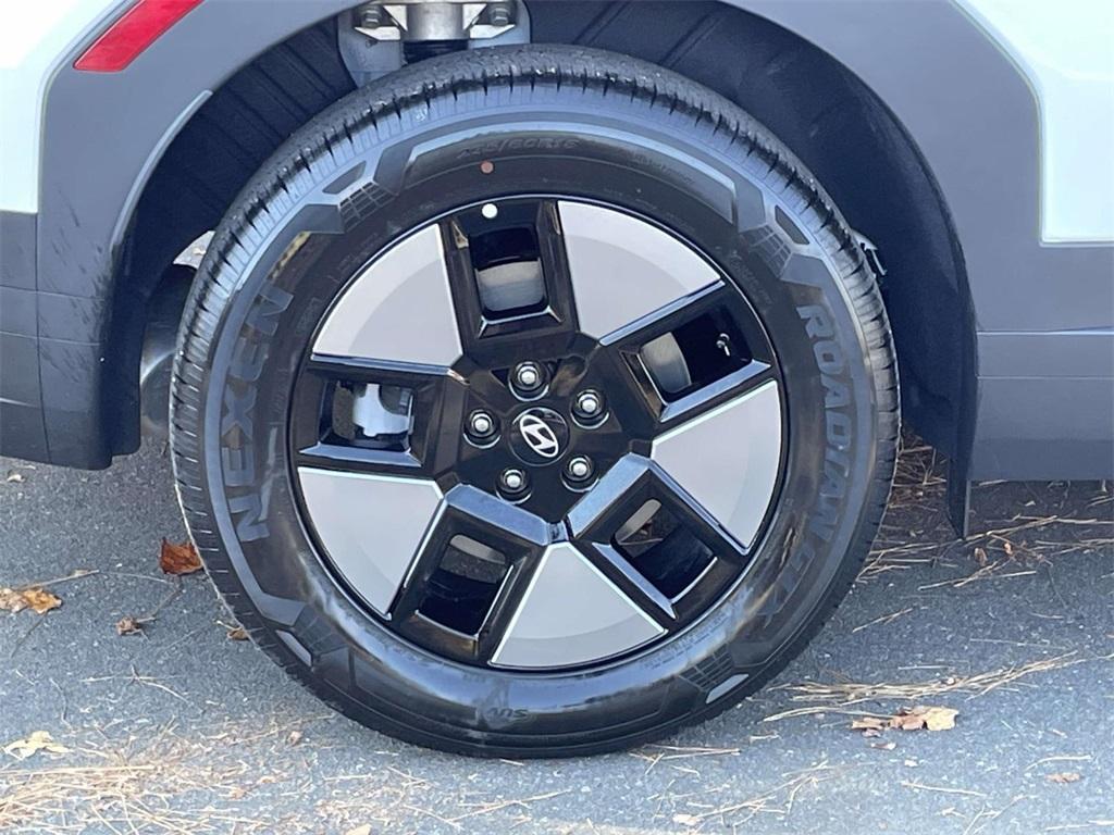 new 2026 Hyundai SANTA FE HEV car, priced at $40,469