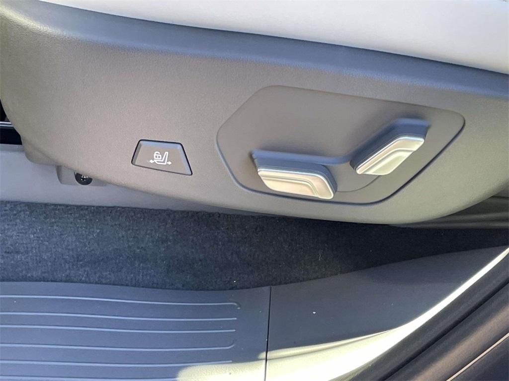 new 2026 Hyundai SANTA FE HEV car, priced at $51,595