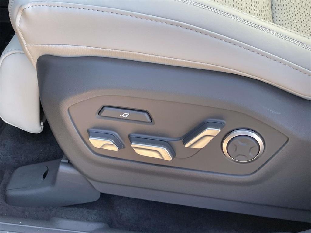 new 2026 Hyundai SANTA FE HEV car, priced at $51,595