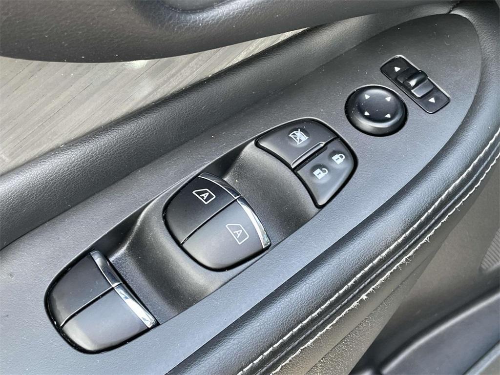 used 2015 Nissan Murano car, priced at $10,882