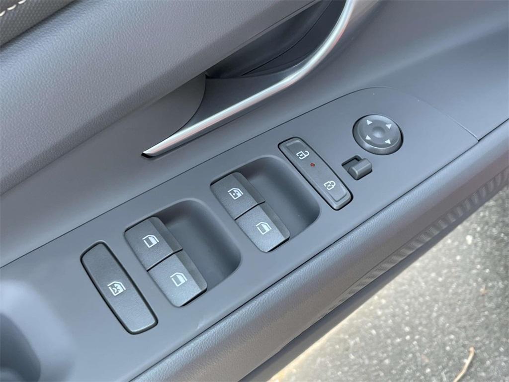 new 2025 Hyundai Elantra car, priced at $24,971