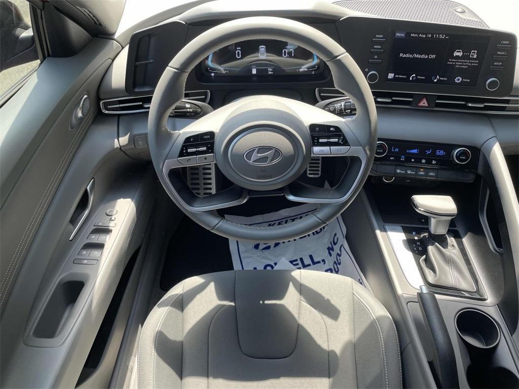 new 2025 Hyundai Elantra car, priced at $24,971
