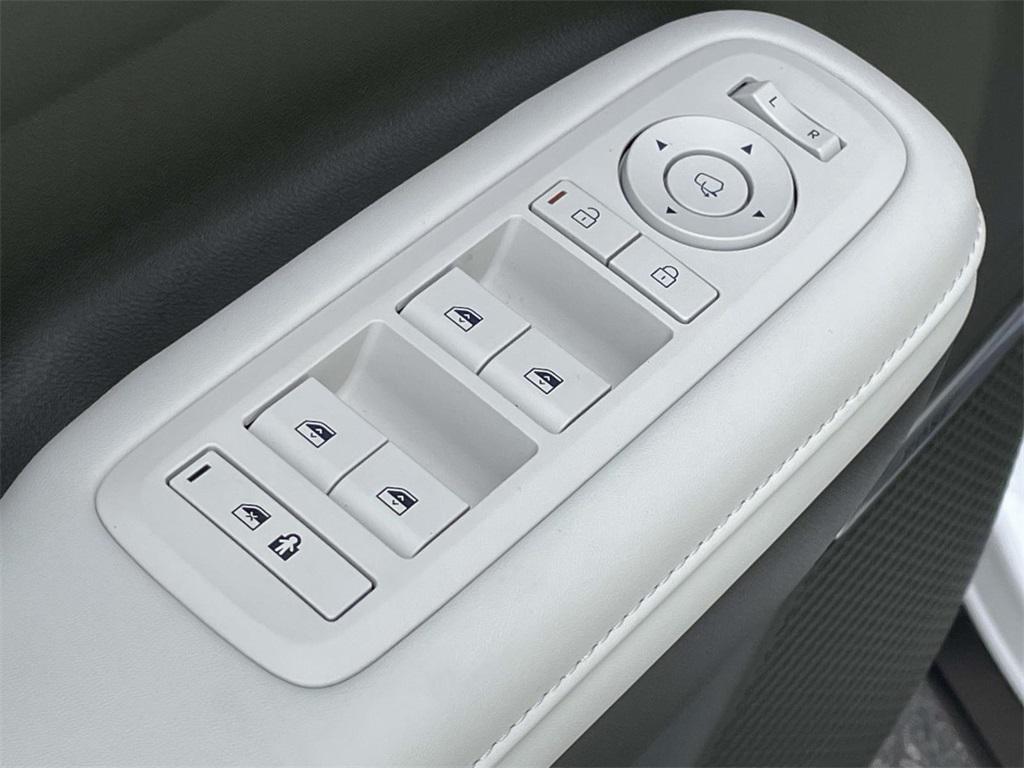 new 2025 Hyundai SANTA FE HEV car, priced at $49,008