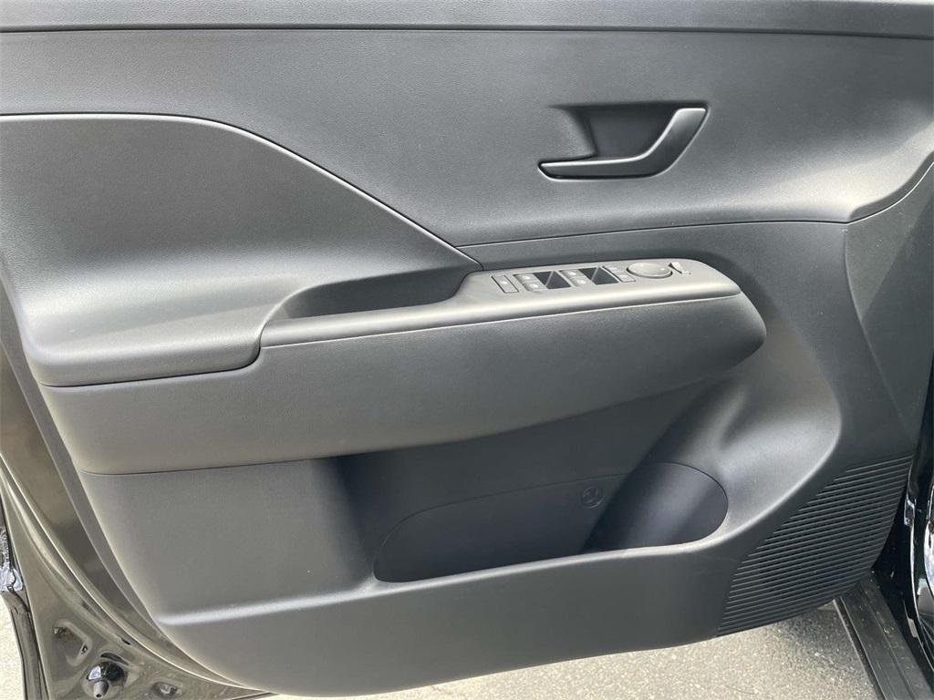 new 2025 Hyundai Kona car, priced at $28,777