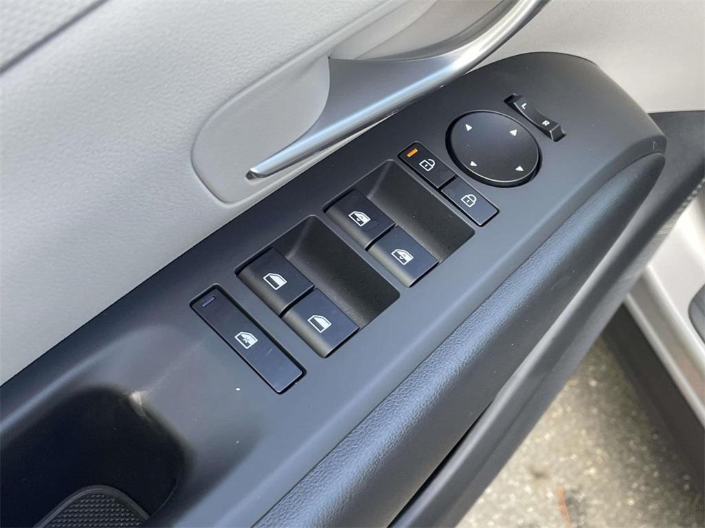 new 2026 Hyundai TUCSON Hybrid car, priced at $35,439