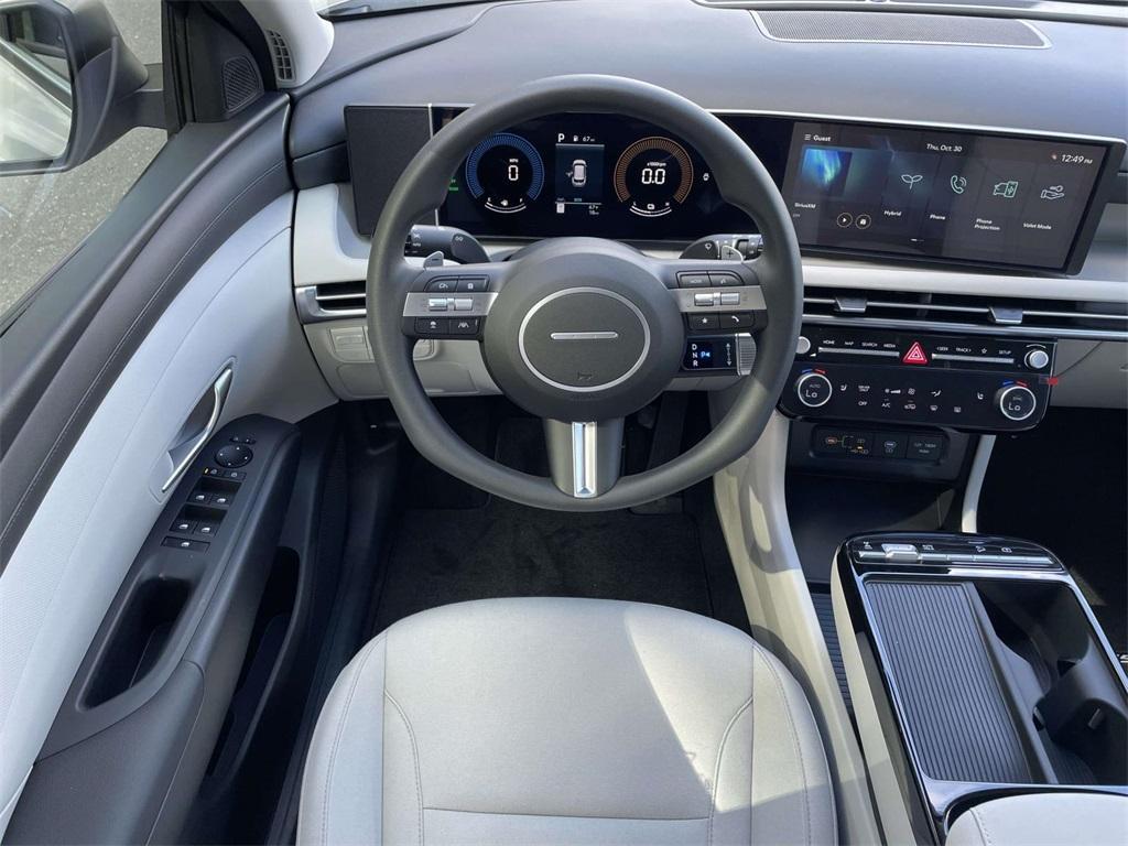 new 2026 Hyundai TUCSON Hybrid car, priced at $35,439