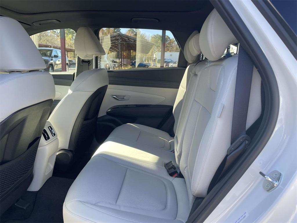 new 2026 Hyundai TUCSON Hybrid car, priced at $44,980