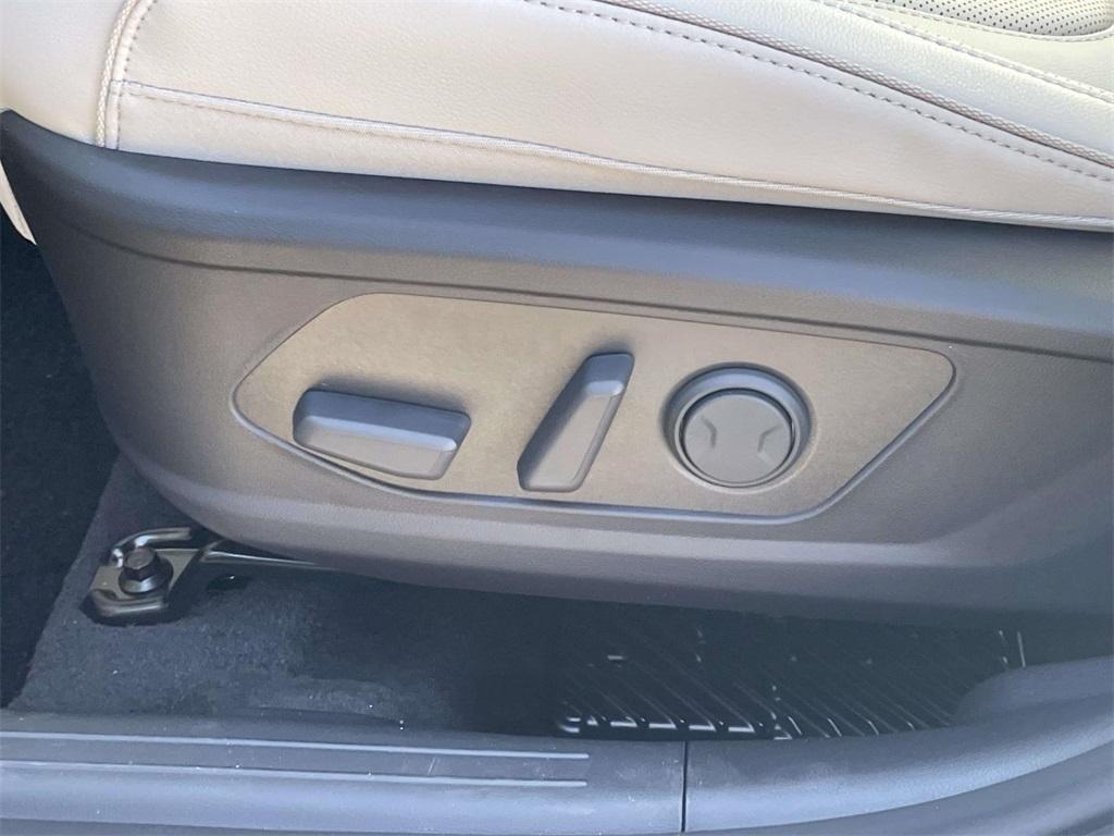 new 2026 Hyundai TUCSON Hybrid car, priced at $44,980