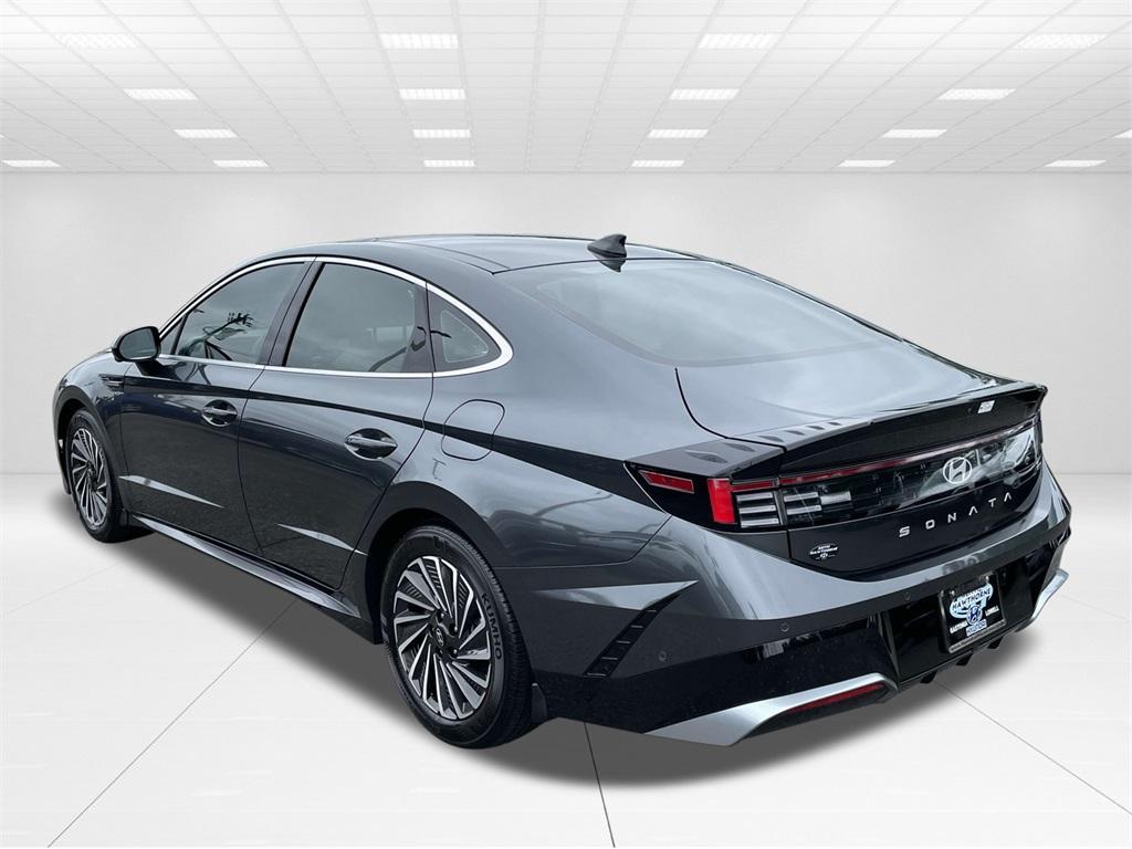 used 2025 Hyundai Sonata Hybrid car, priced at $35,751