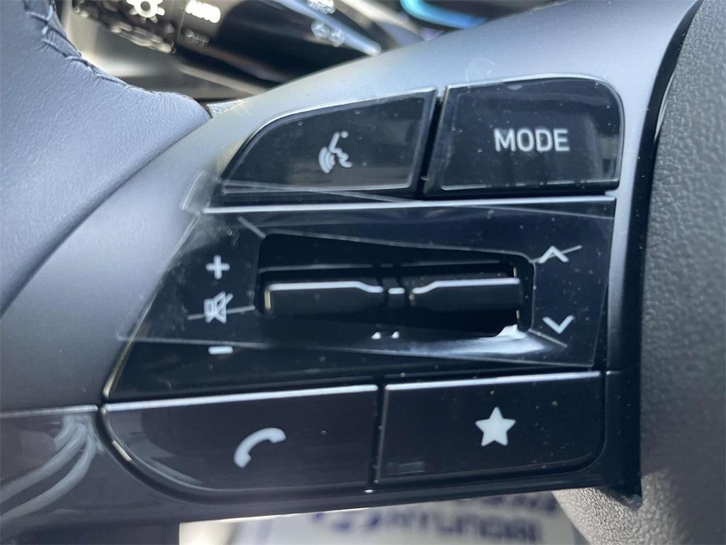 new 2025 Hyundai Elantra car, priced at $24,435