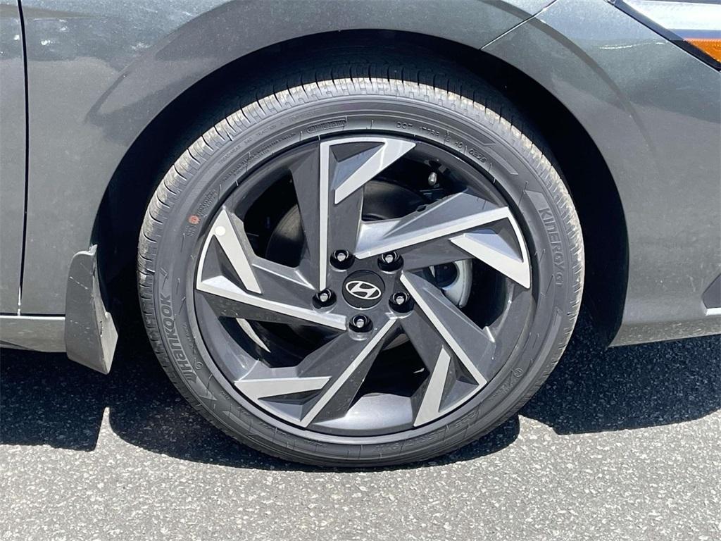 new 2025 Hyundai ELANTRA HEV car, priced at $28,465