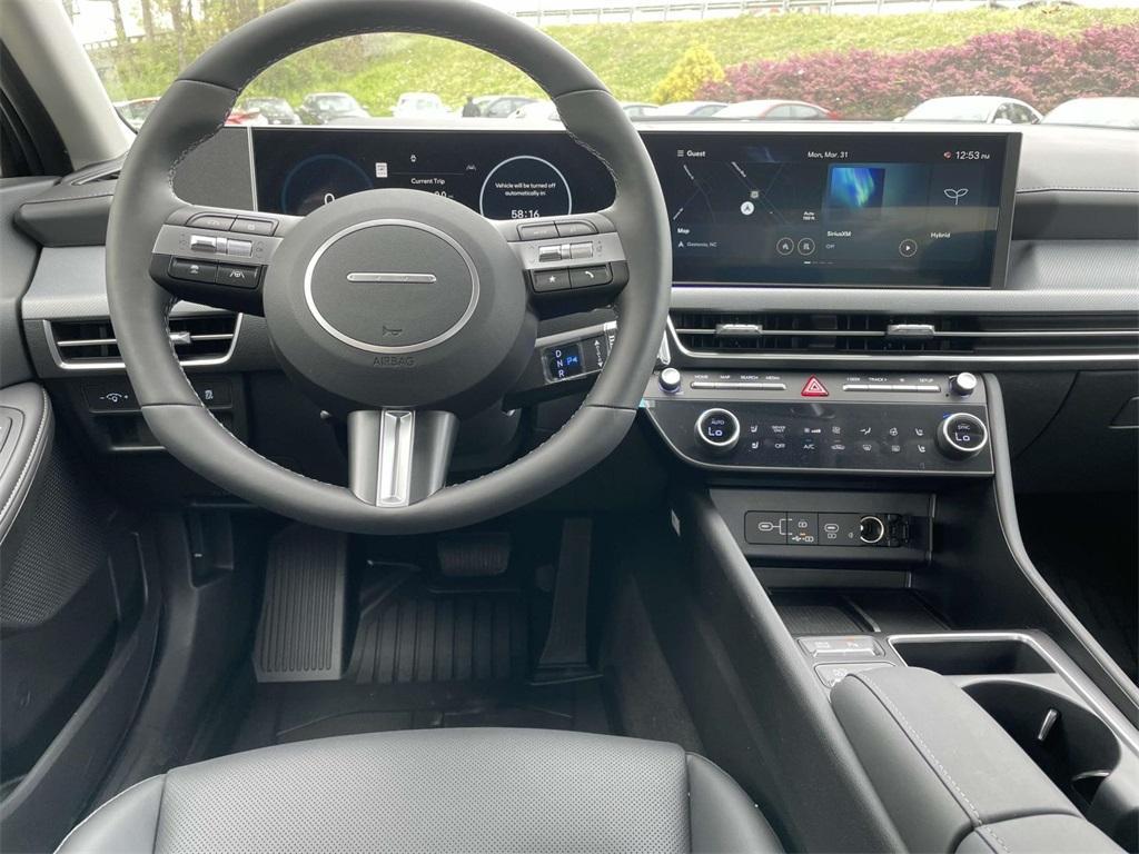 new 2025 Hyundai Sonata Hybrid car, priced at $38,700
