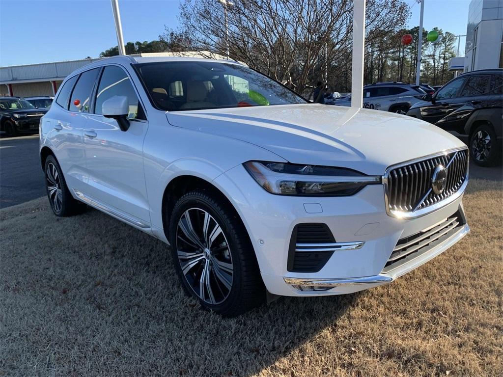 used 2022 Volvo XC60 car, priced at $35,686