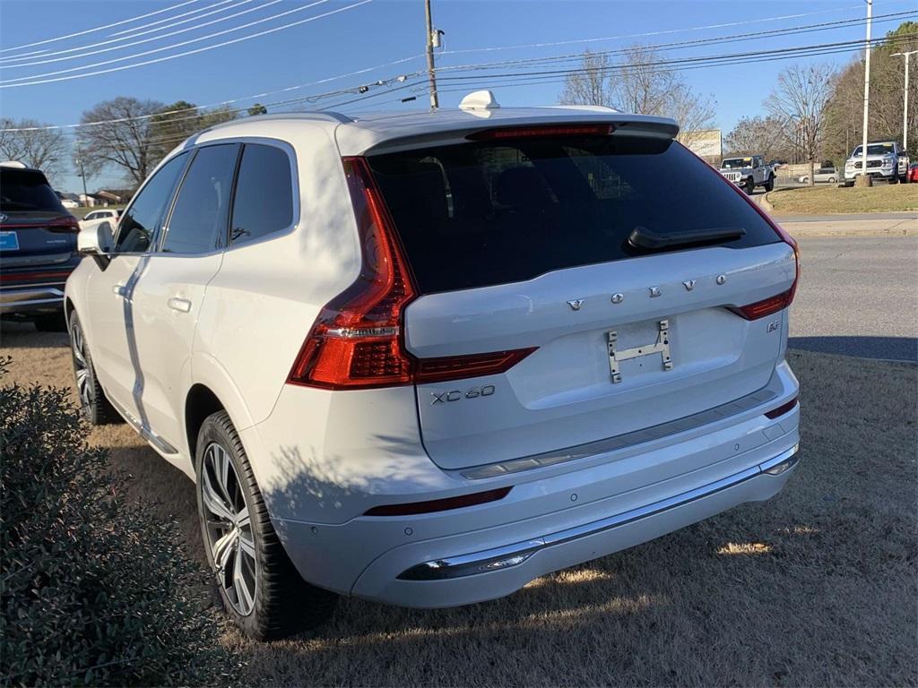 used 2022 Volvo XC60 car, priced at $35,686