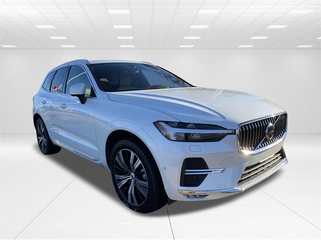 used 2022 Volvo XC60 car, priced at $34,913