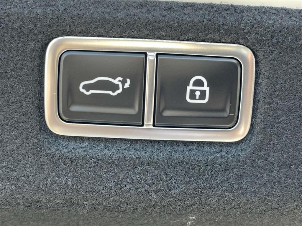 new 2025 Hyundai Sonata Hybrid car, priced at $39,910