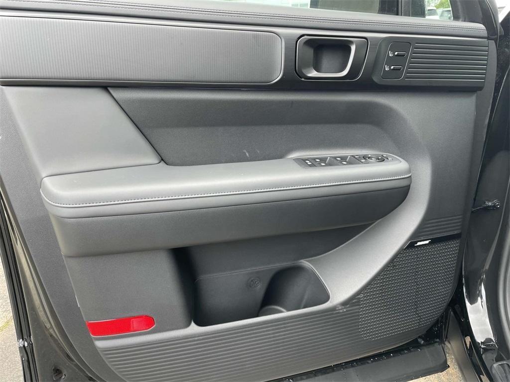 new 2025 Hyundai SANTA FE HEV car, priced at $50,205