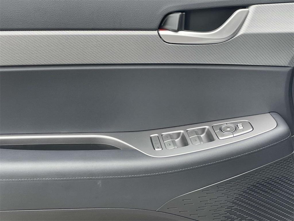 new 2025 Hyundai Palisade car, priced at $40,175