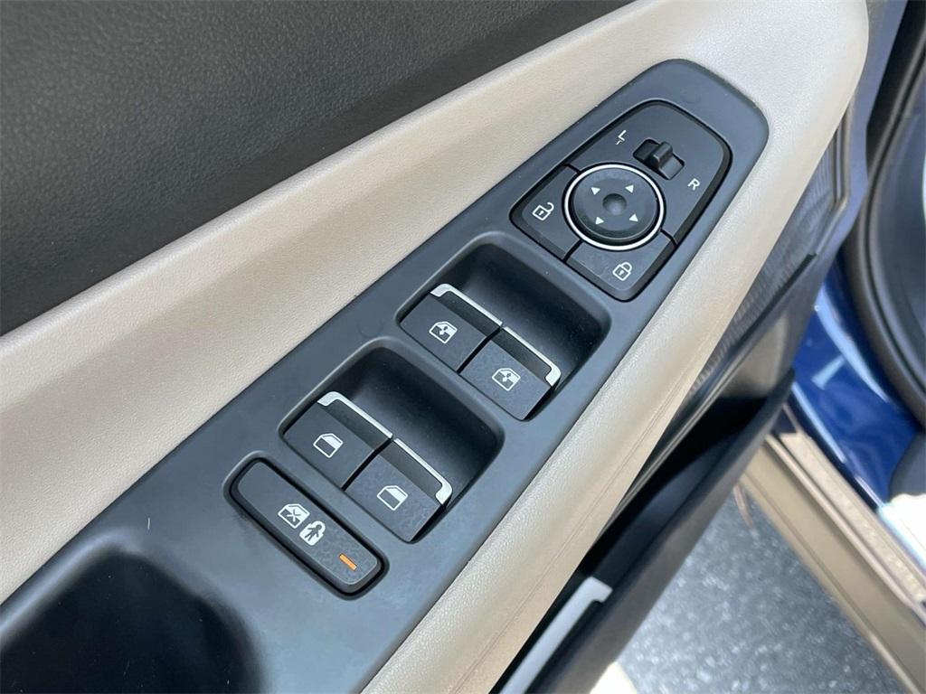 used 2021 Hyundai Santa Fe car, priced at $23,788