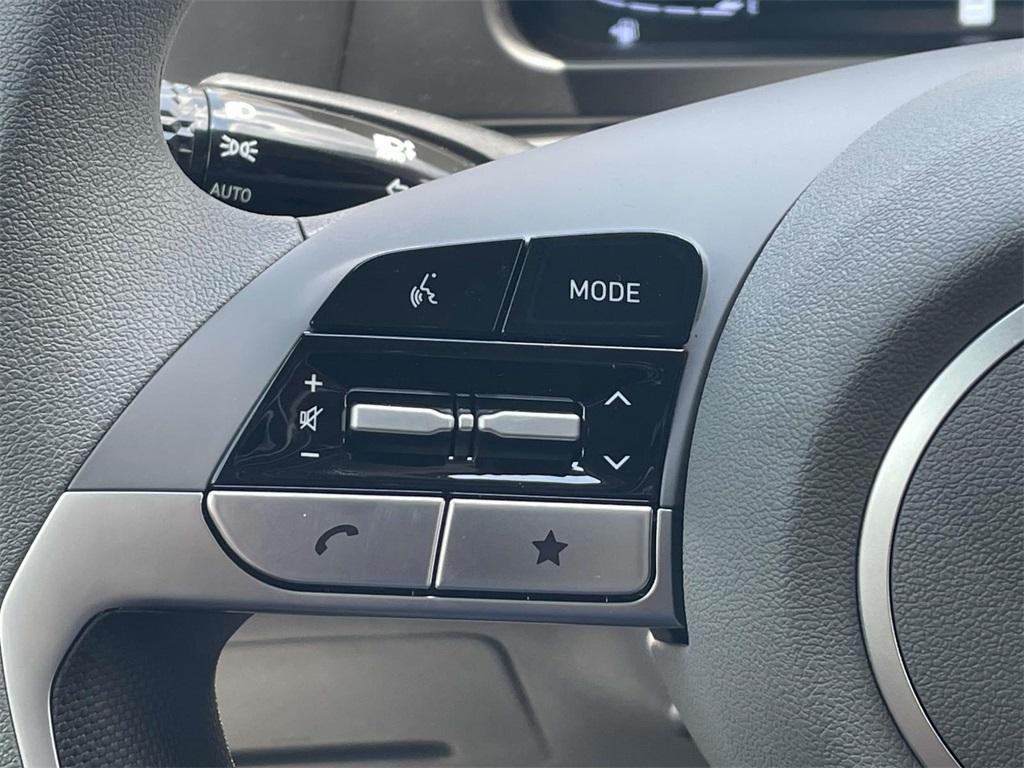 new 2025 Hyundai Elantra car, priced at $23,579