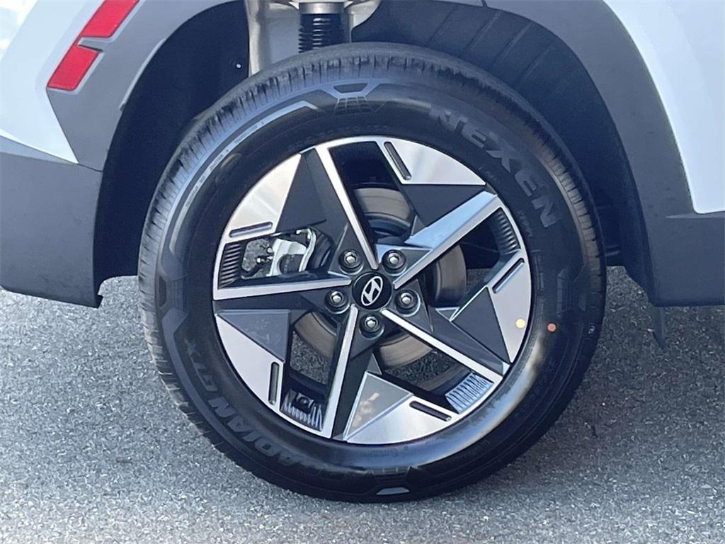 new 2026 Hyundai TUCSON Hybrid car, priced at $37,142