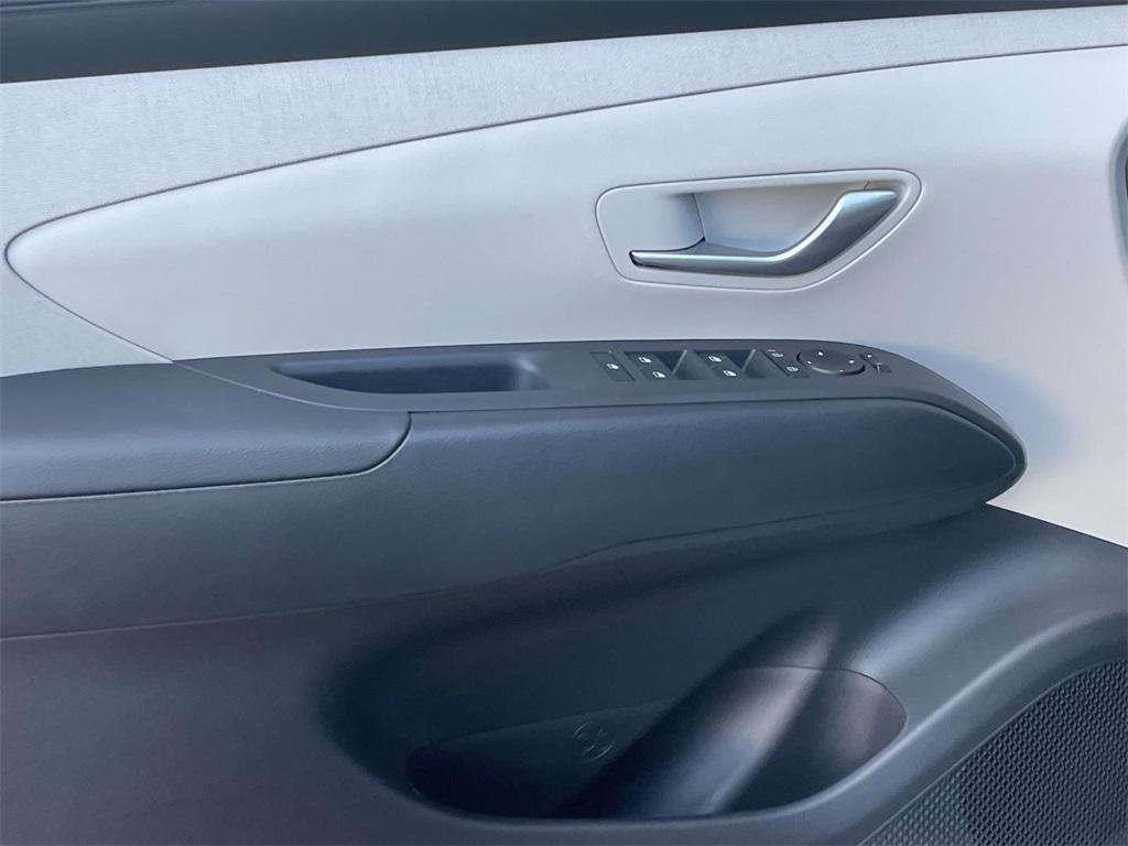 new 2026 Hyundai TUCSON Hybrid car, priced at $37,142