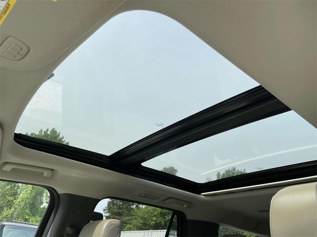 used 2019 Ford Expedition car, priced at $27,888